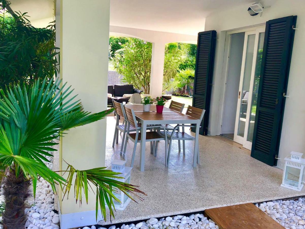 Italia Living Villa 파뎅게술가르다 외부 사진